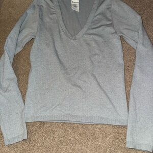 No Boundaries Light Gray V-Neck Sweater